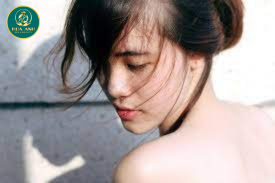 Sạm da có nên phơi nắng? 7 lầm tưởng phổ biến về sạm da và phơi nắng?
